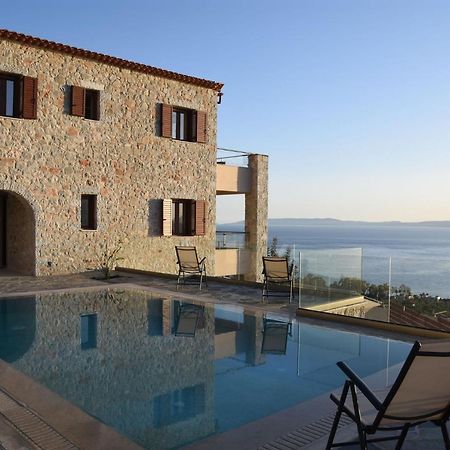Villa Dafni - Infinite Sea Vistas With Private Pool Kalamata Exterior photo