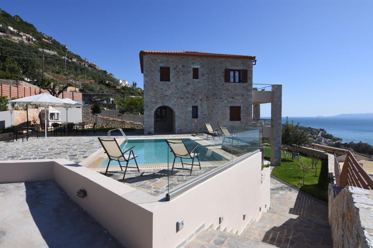 Villa Dafni - Infinite Sea Vistas With Private Pool Kalamata Exterior photo