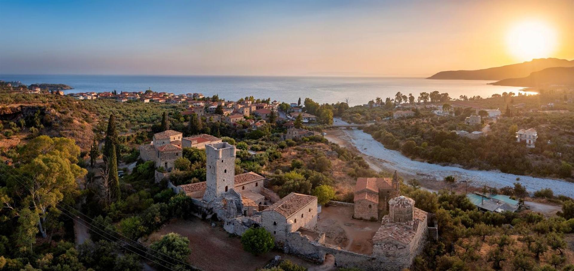 Villa Dafni - Infinite Sea Vistas With Private Pool Kalamata Exterior photo